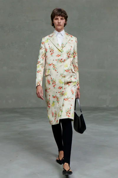 Look 11